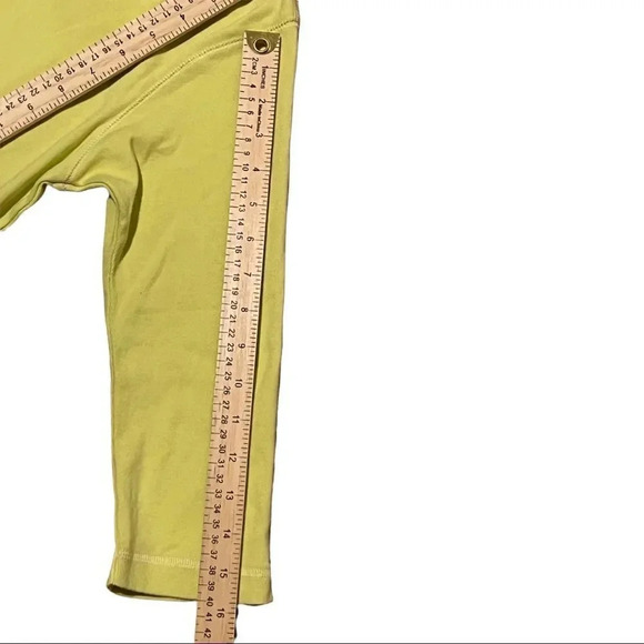 Debra deRoo top  - Picture 4 of 5